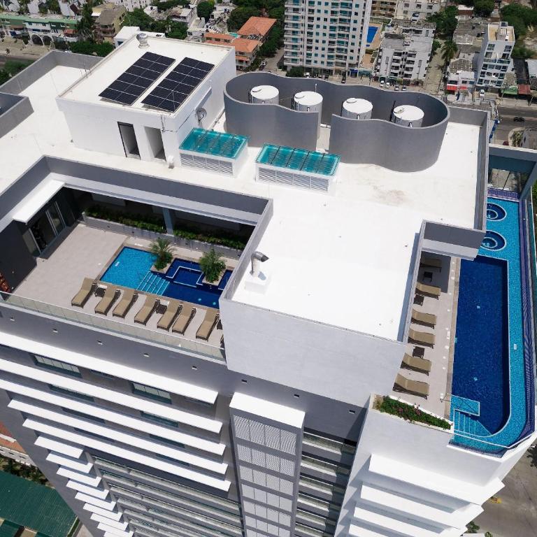 2BR con vista exclusiva en SMT - Apartamento Deluxe de 2 dormitorios con balcón - 14