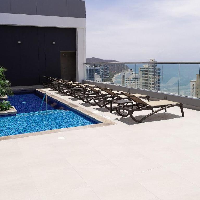 2BR con vista exclusiva en SMT - Apartamento Deluxe de 2 dormitorios con balcón - 18