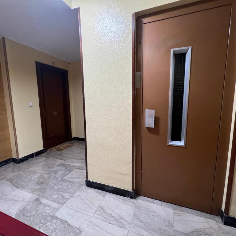 Apartamento Exclusivo Playa San Lorenzo con Parking Gratis - Apartamento de 3 dormitorios - 30