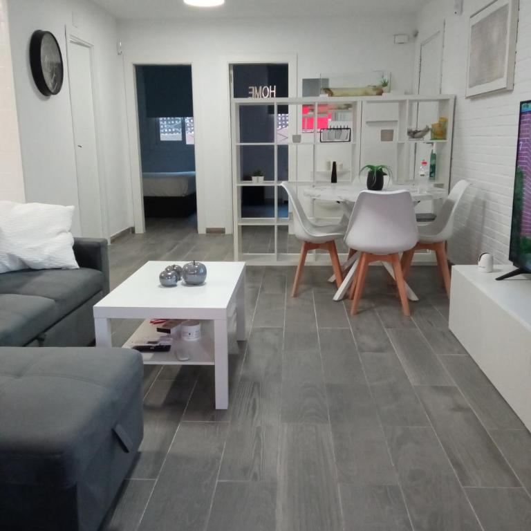 Precioso apartamento recien reformado en Cap Salou Only Families - Apartamento de 2 dormitorios - 10