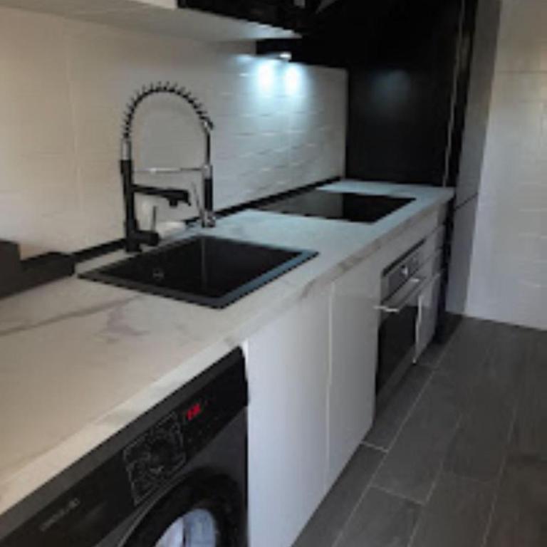Precioso apartamento recien reformado en Cap Salou Only Families - Apartamento de 2 dormitorios - 12