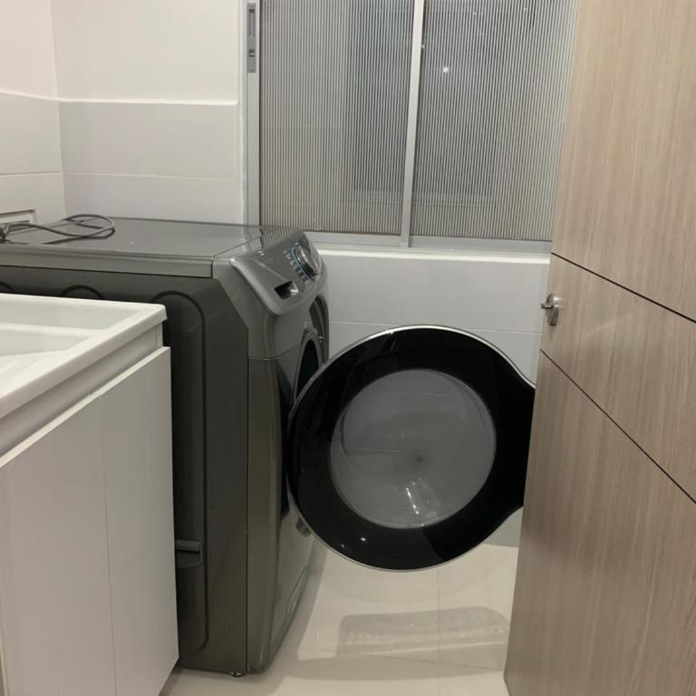 Espectacular apartamento en Ricaurte con BBQ - Two-Bedroom Apartment - 27