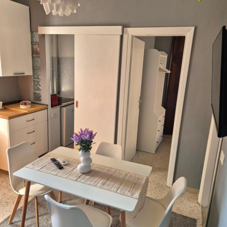 Nice house in Roma Esquilino Colosseum - Appartamento con 3 Camere da Letto - 10