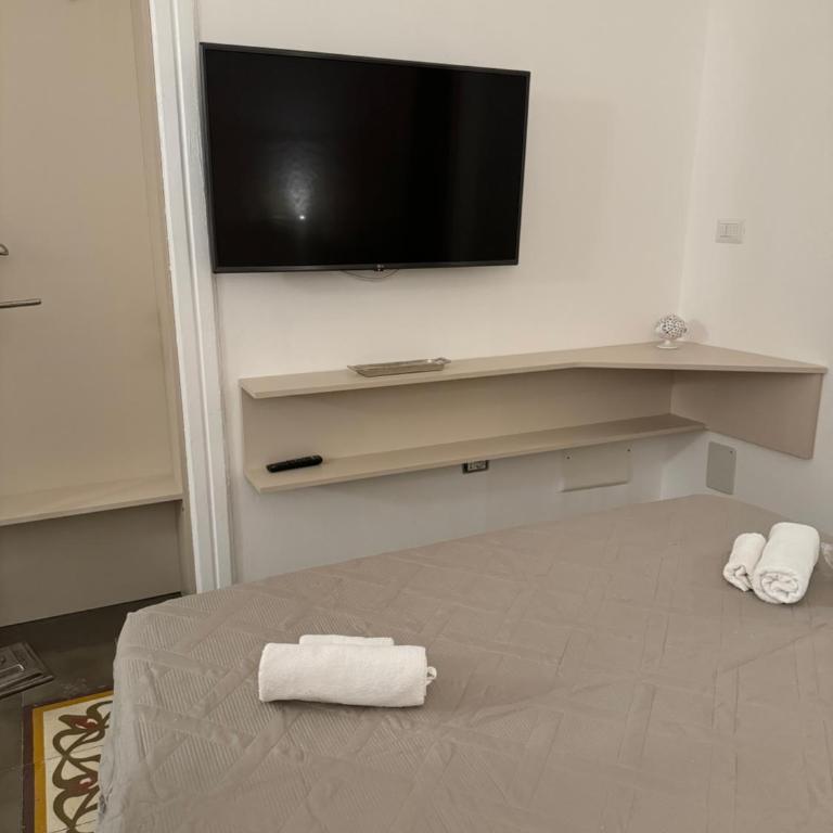 B&B Casa di Leo - One-Bedroom Deluxe Apartment - 6