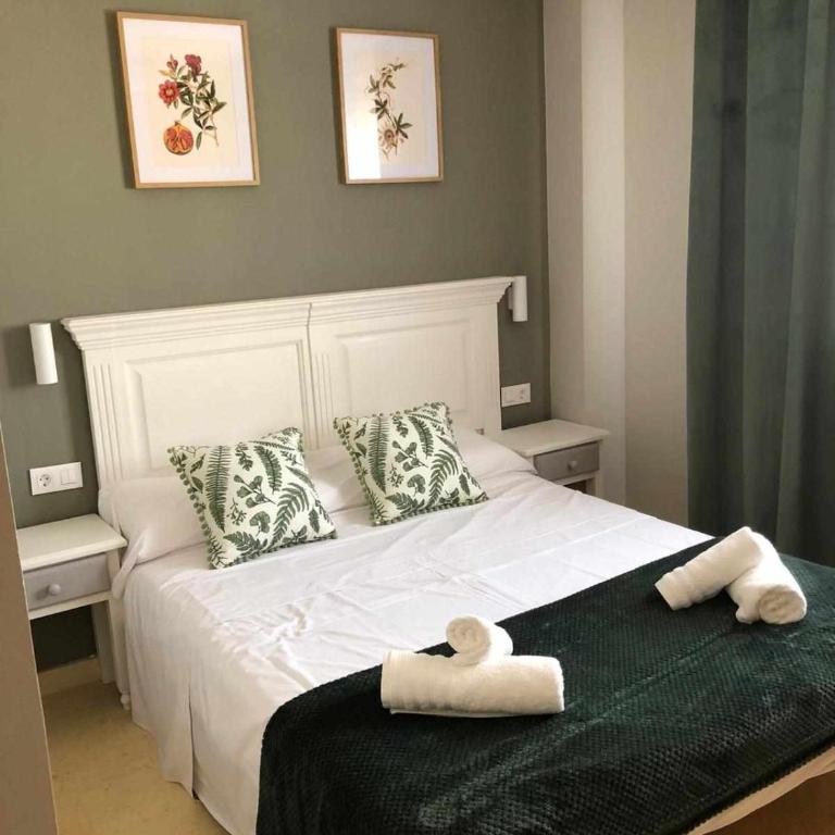 Vista Del Sol - Two-Bedroom Apartment - 2