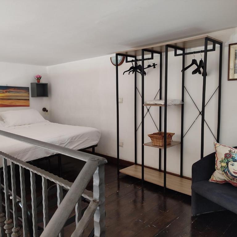 BONELLUS - One-Bedroom House - 6