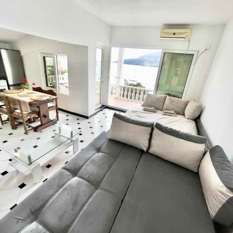 Central Beachfront stunning seaview terace free wifi - Apartman sa 1 Spavaćom Sobom - 9