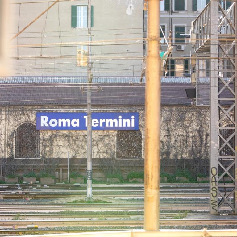 CASA VACANZA San LO' ZONA SAN LORENZO TERMINI ROMA - Double Room with Shared Bathroom - 17