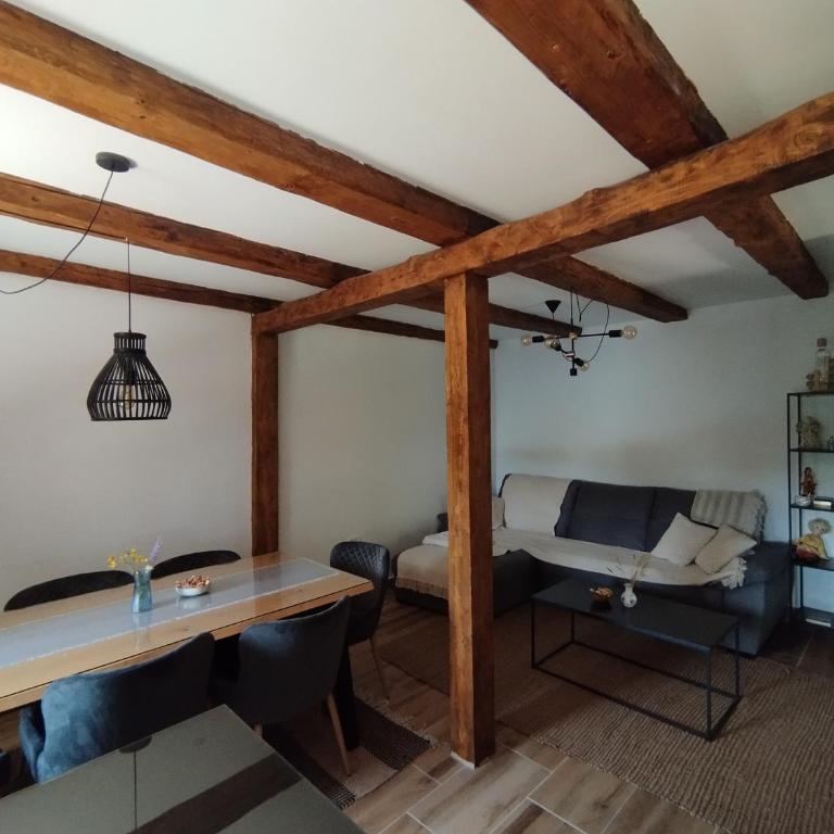 Golden Meadow - Three-Bedroom Villa - 36
