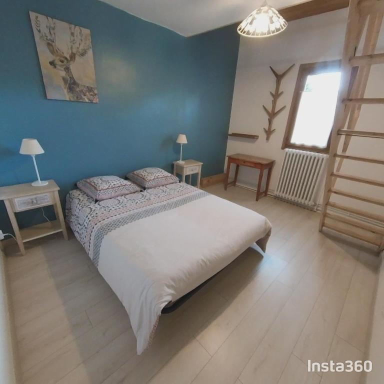 Gîte les Ramiers. - Chambre Familiale avec Douche - 1