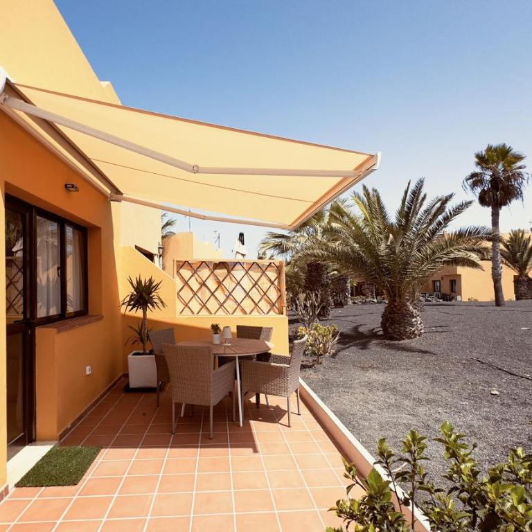 Golden Dream, Swimming Pool and parking - One-Bedroom House - 16