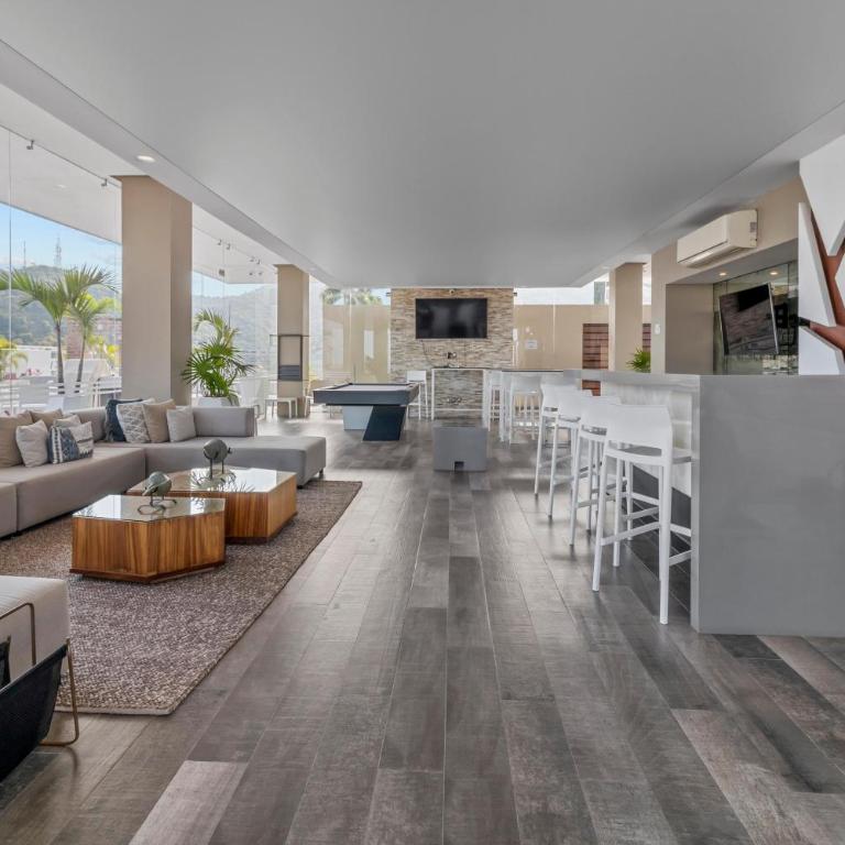 Dedicated workspace, Pool, Gym | Romantic Zone 2BR - Vacation Home - 43