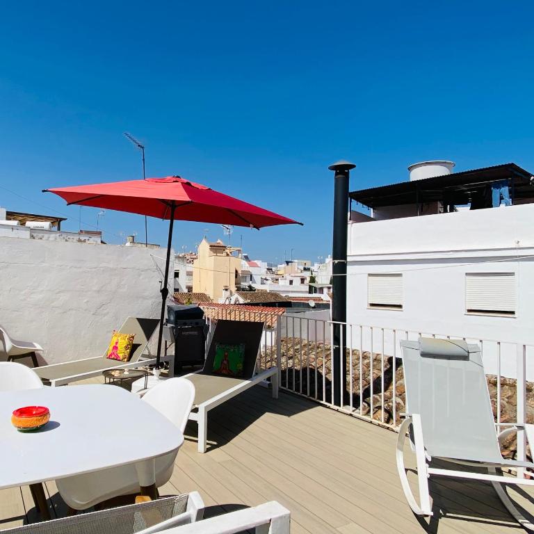 Casa Siesta in the heart of Estepona - 500 meters from the beach - Apartment with Terrace and city views - 16