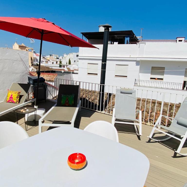 Casa Siesta in the heart of Estepona - 500 meters from the beach - Apartment with Terrace and city views - 15