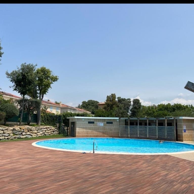 appart avec piscine casino plein air et plage - Apartamento de 1 dormitorio - 12