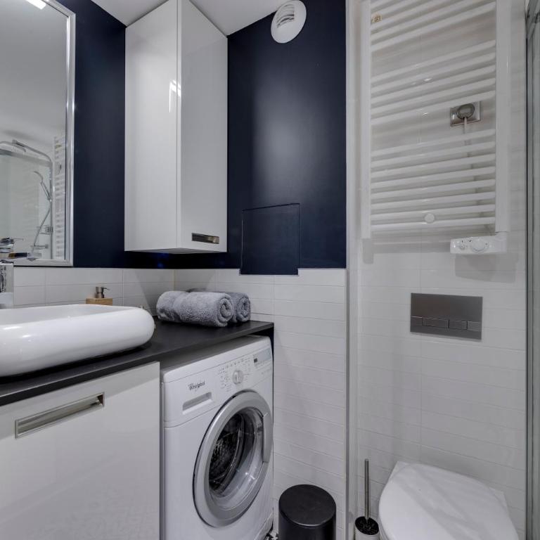 CHANTELOUVE Tres bel appartement avec une jolie Vue - Two-Bedroom Apartment - 7