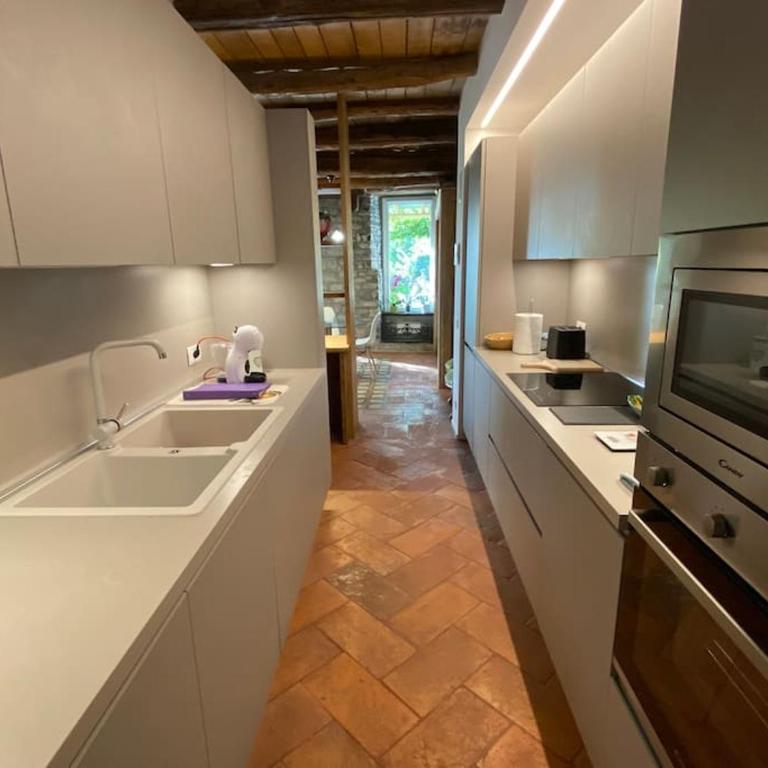 Il Monsignore - Finnish WoodenJacuzzi and Stunning Lake Views - Appartamento con 2 Camere da Letto - 17