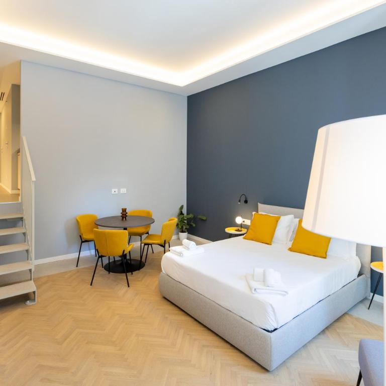 HOMEY I Teatro Romano Apartments - Suite Superior - 10