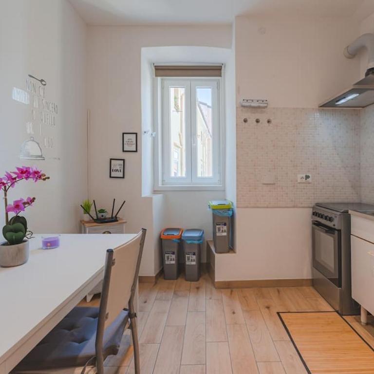 Fibra & Netflix - Largo Barriera Elegant Suite - Appartamento con 1 Camera da Letto - 4