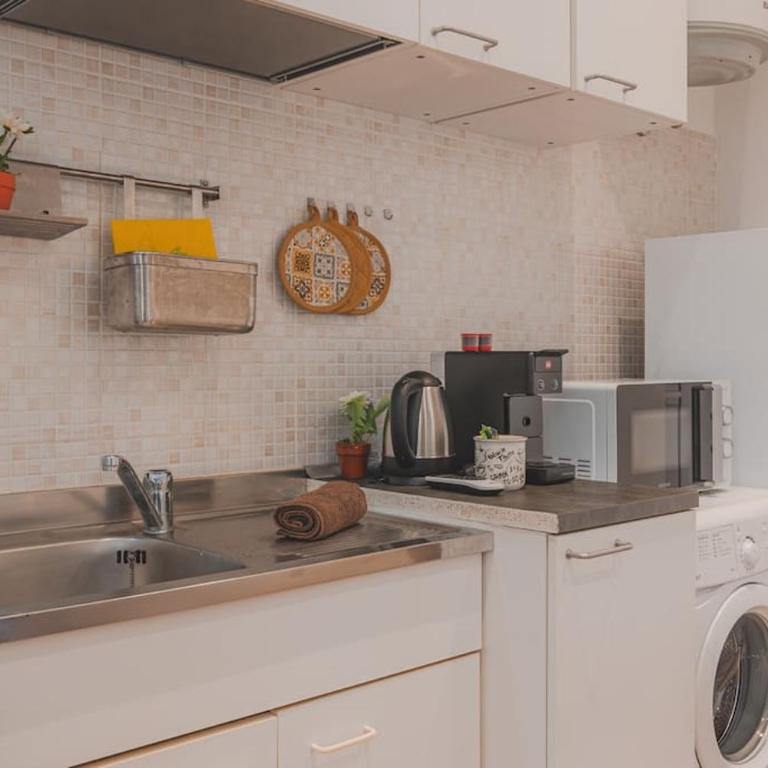 Fibra & Netflix - Largo Barriera Elegant Suite - Appartamento con 1 Camera da Letto - 10