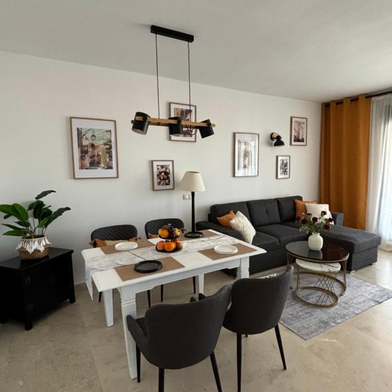 Oasis Cala Alta New Apartment 120qm free parking, pool, 2 bath, 3bdr, Wi-Fi, air-condit - Two-Bedroom Apartment - 23