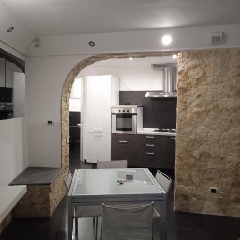 Jo's Space - One-Bedroom Apartment - 1