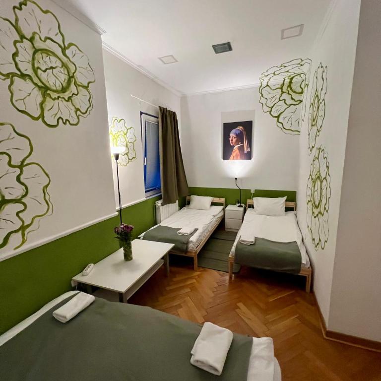 Cabbage Hostel - Apartman - 8