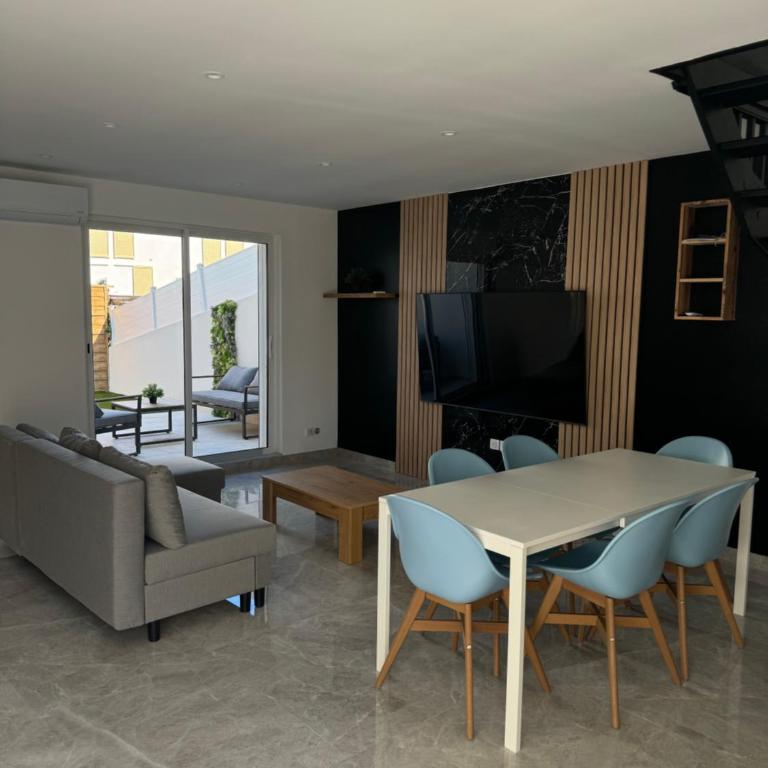 Superbe villa familiale jardin - Villa - 13