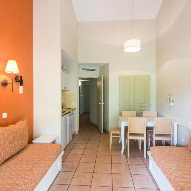 Résidence Le Hameau de la Pinède - maeva Home - Studio 5 Personnes climatisé - Sélection MAE-0844 - Studio - 2