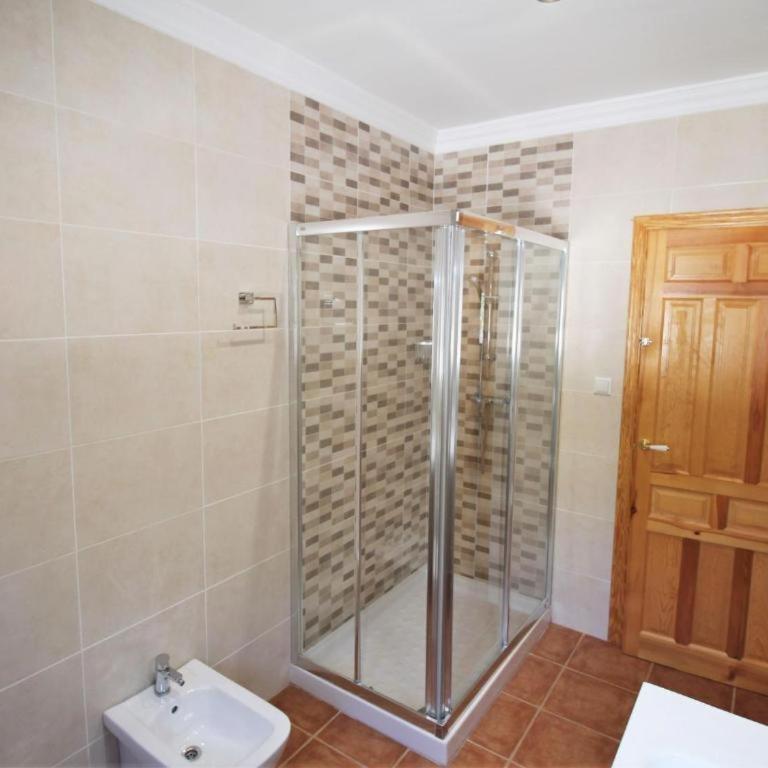 La Tapia - Five-Bedroom House - 10