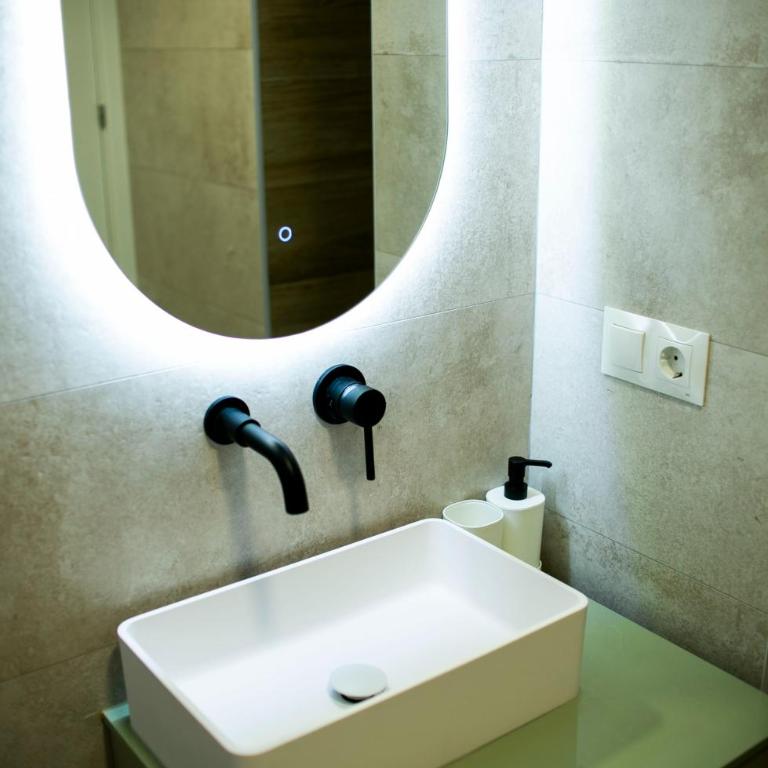 Casa Lyrata Comfort & Design - Estudio con sofá cama - 22