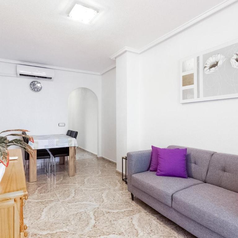 2 Bedroom Amazing Apartment In Torrevieja - Two-Bedroom Apartment - 2