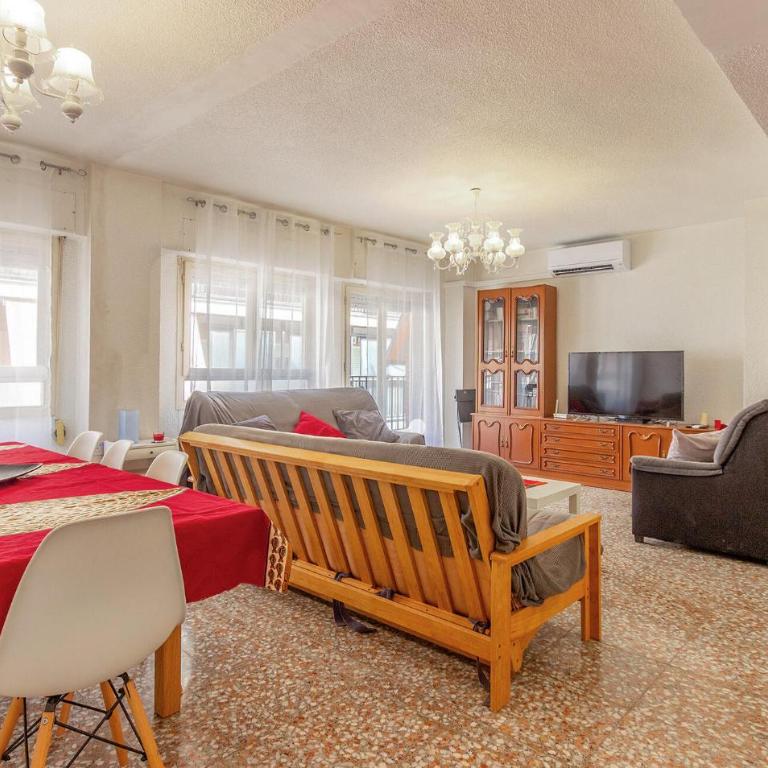3 Bedroom Nice Apartment In Santa Pola - Apartamento de 3 dormitorios - 3
