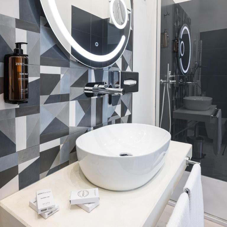 The Dome Guest House - Camera Matrimoniale con Bagno Privato - 7