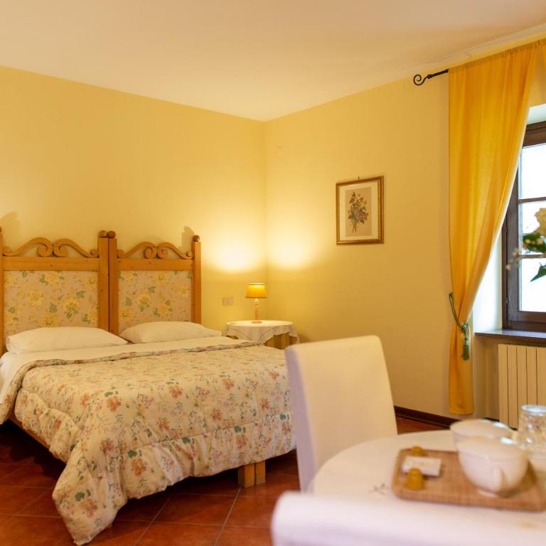 Podere Sette Piagge - Camera Tripla con Bagno Privato - 1