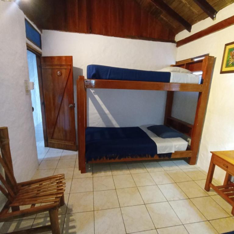 Hostal SoleMare - Habitación Triple - 16