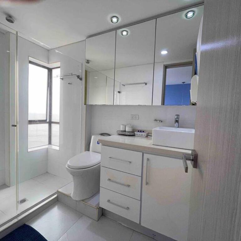 Apartamento con Vista al Mar Torremarina Premium - Apartamento de 3 dormitorios con vistas al mar - 14