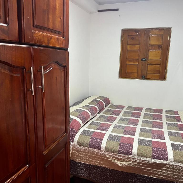 En la Zona Rosa, a una cuadra del Parque - Three-Bedroom Apartment - 7