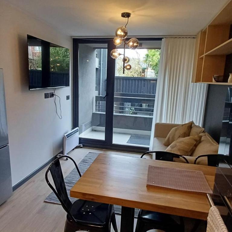 HOM I Acogedor y Luminoso Depto 4PAX en Puerto Varas - Apartamento - 14