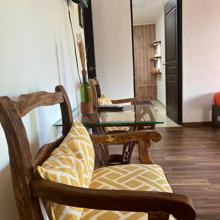 Cancun-Soho - Queen Suite with Pool View - 8