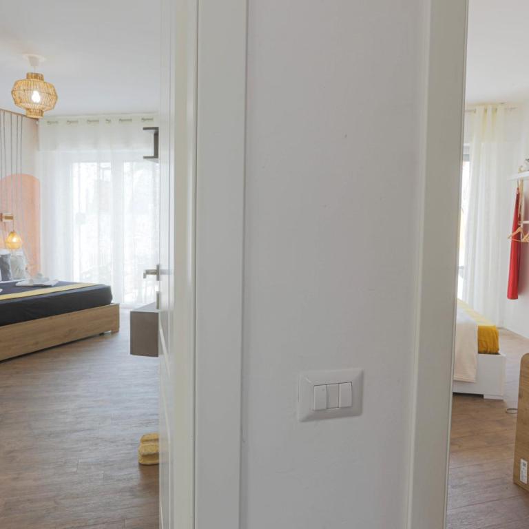 Attico 36 e 49 con terrazza vista mare e parcheggio grande - Two-Bedroom Apartment with Terrace and Sea View - 36