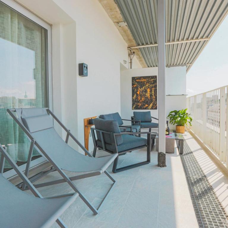Attico 36 e 49 con terrazza vista mare e parcheggio grande - Two-Bedroom Apartment with Terrace and Sea View - 43