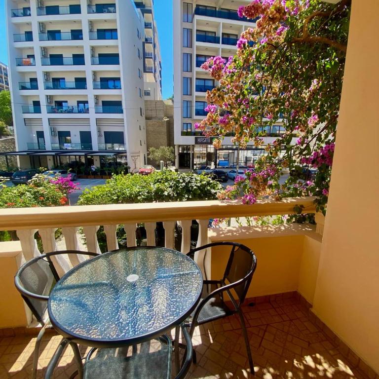 Dragovoja Lux Apartments & Rooms - Quadruple Room with Garden View - 9