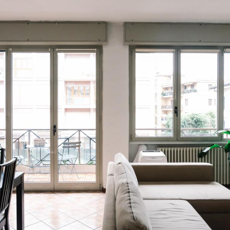 Flora Inn, Paglia 2 - Nel cuore del centro città - Appartamento con 2 Camere da Letto - 40