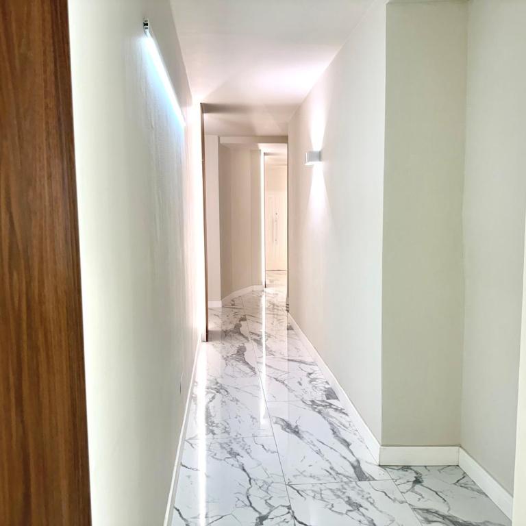 SAVOY Luxury Apartment CITY CENTER - One-Bedroom Apartment - 24
