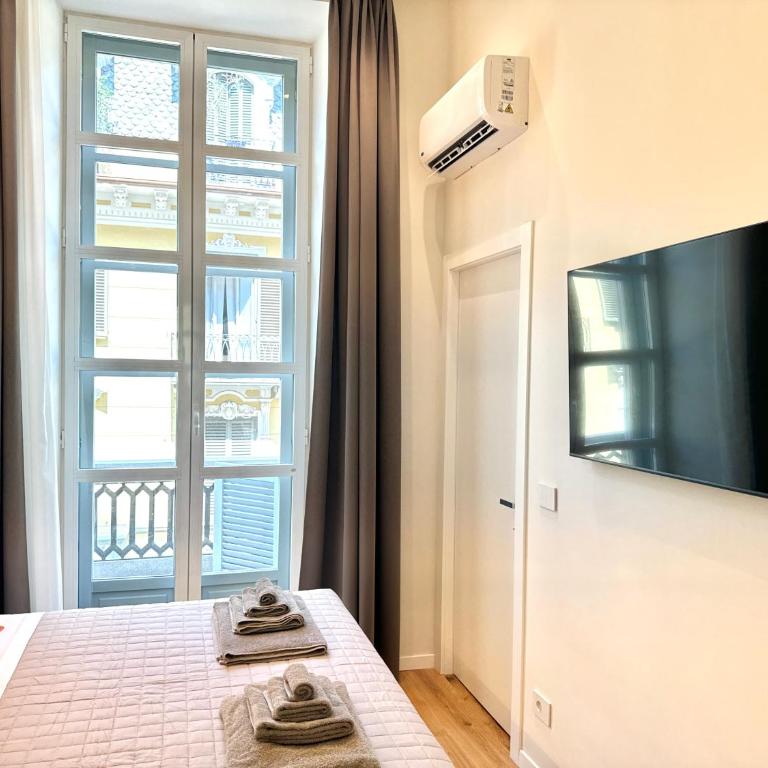 SAVOY Luxury Apartment CITY CENTER - One-Bedroom Apartment - 8