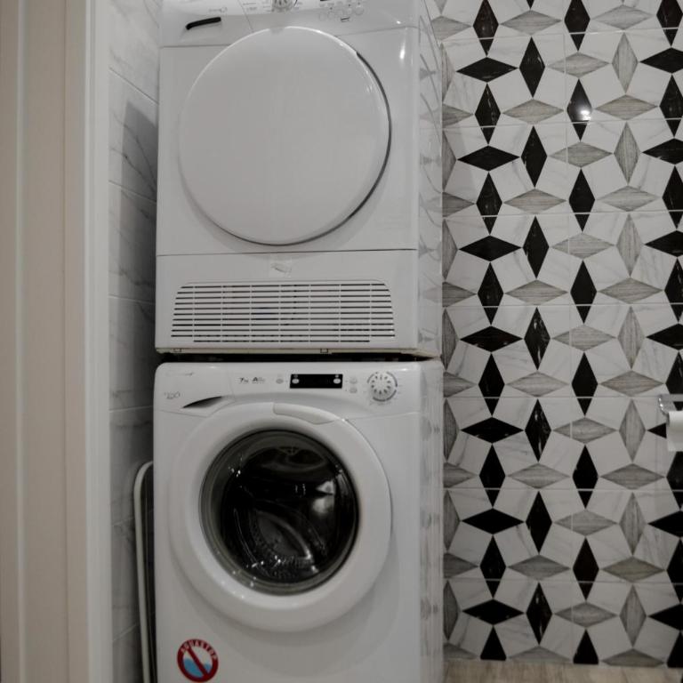 Classy and cozy near Tasmajdan park and Flower Piazza - Apartman sa 1 Spavaćom Sobom - 5