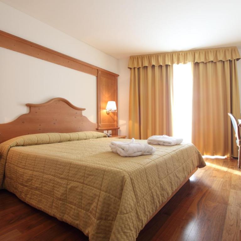 Hotel Fanes Suite & Spa - Camera Matrimoniale Deluxe con Balcone - 5
