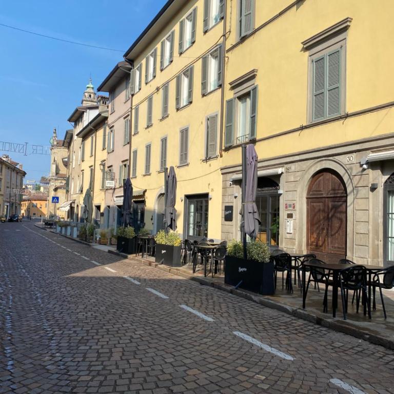 Little Suite Bergamo - Appartamento con 1 Camera da Letto - 3