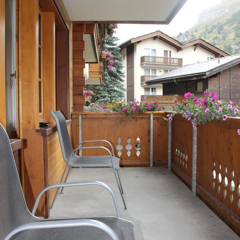 Hotel Jägerhof - Dreibettzimmer - 5